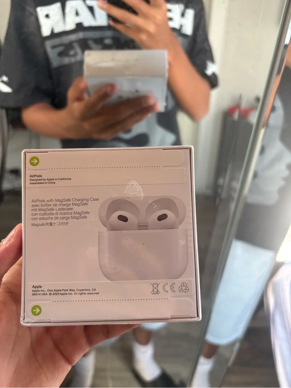 Apple AirPods Pro (gen 3) (White) - Sealed Wireless Earbuds